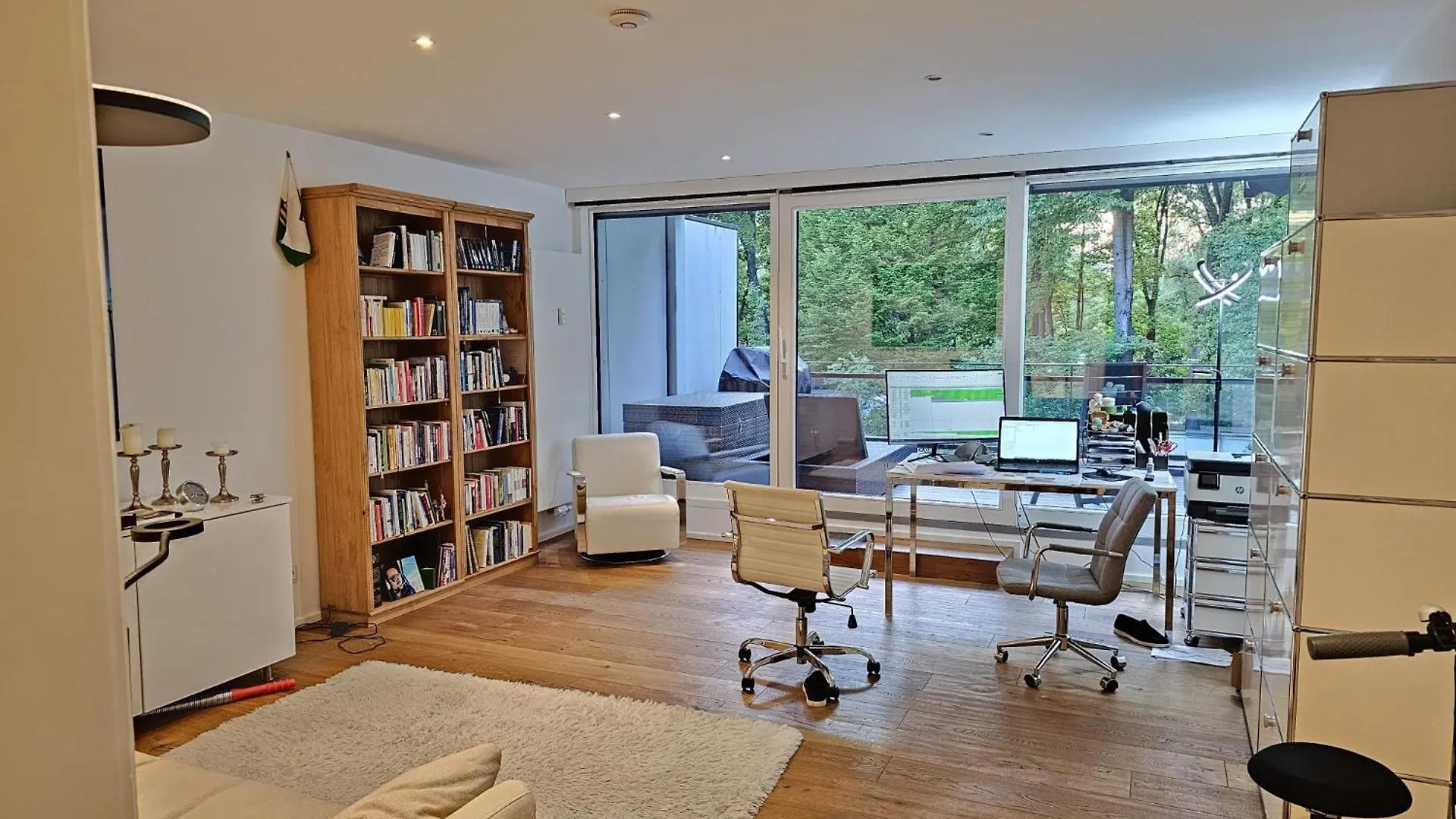 Wunderschoene, 5 Zimmerwohnung, Mit Grosser Terrasse München Deutschland